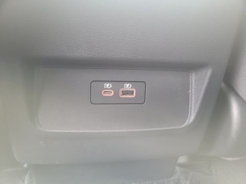 Used 2022 Nissan Frontier SV w/ Technology Package AWD/4WD image 33