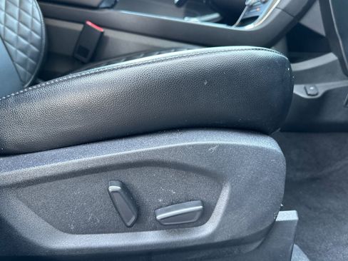 Used 2024 Ford Edge Titanium image 24