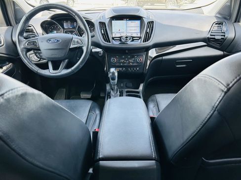 Used 2019 Ford Escape Titanium FWD image 21