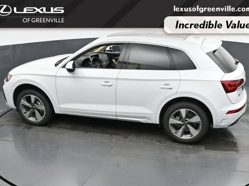Used 2025 Audi Q5 2.0T Premium Plus w/ Premium Plus Package AWD/4WD image 45