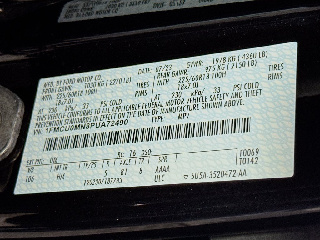 Used 2023 Ford Escape ST-Line w/ Tech Pack #1 FWD image 33