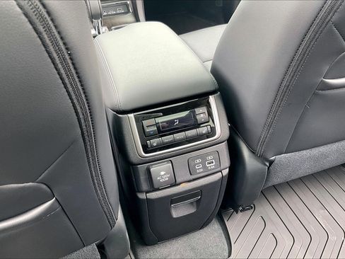 New 2026 Subaru Ascent Touring AWD/4WD image 25