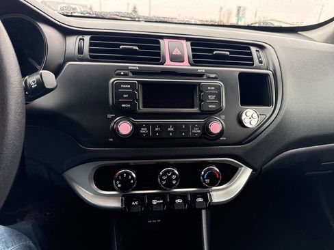 Used 2013 Kia Rio LX w/ PWR Pkg image 17