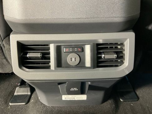 New 2026 Ford F250 Lariat w/ Black Appearance Package AWD/4WD image 17