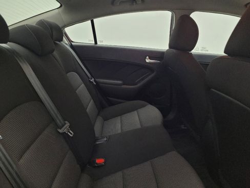 Used 2017 Kia Forte LX FWD image 19