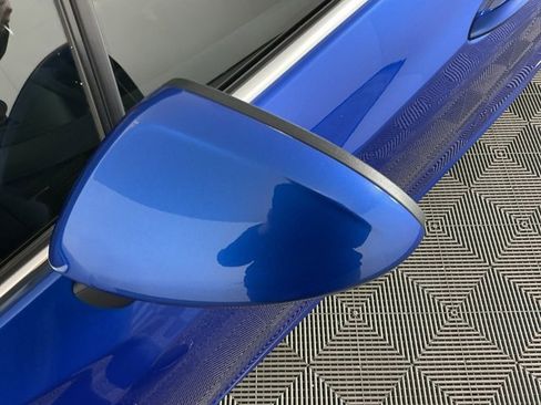 Used 2017 Chevrolet Cruze LT w/ RS Package image 10