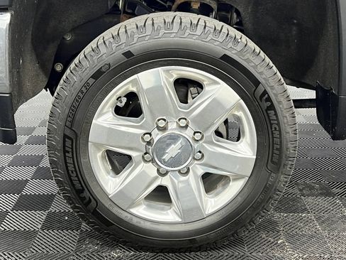 Used 2020 Chevrolet Silverado 3500 LTZ AWD/4WD image 10