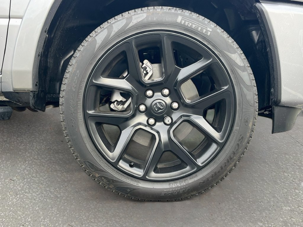 Used 2025 RAM 1500 Laramie w/ Night Edition AWD/4WD image 30