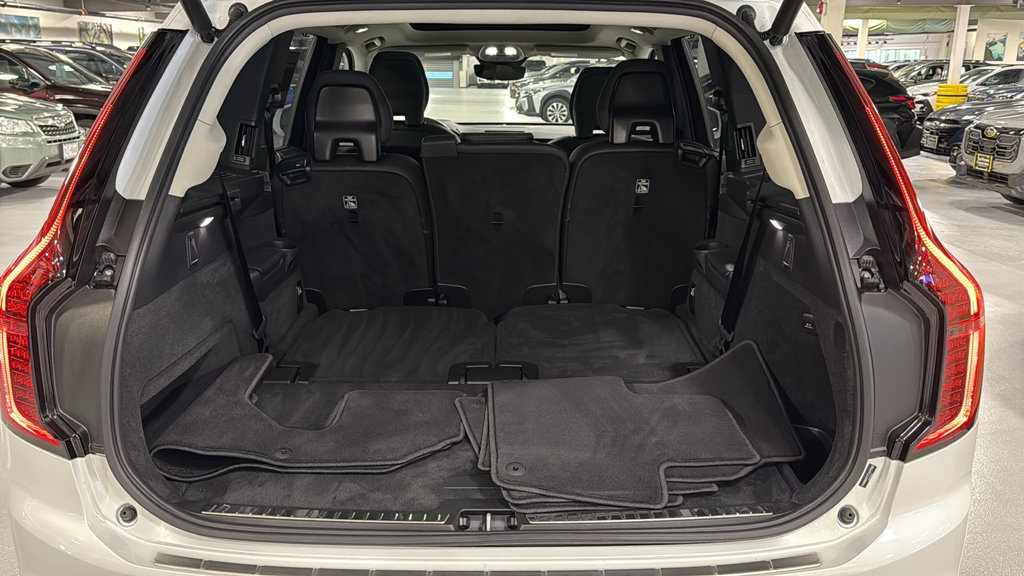 Used 2026 Volvo XC90 B6 Ultra w/ Protection Package Premier AWD/4WD image 25