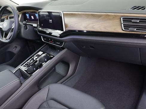 New 2026 Volkswagen Atlas SE image 20