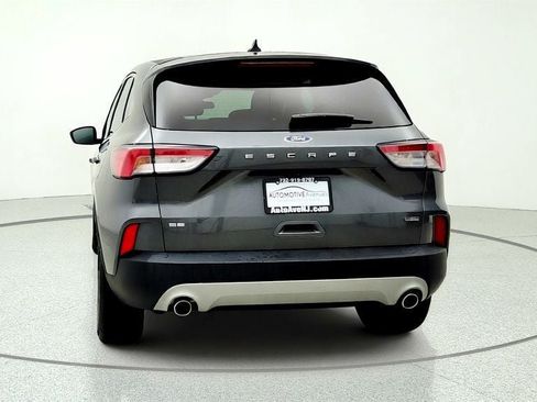 Used 2022 Ford Escape SE FWD image 6