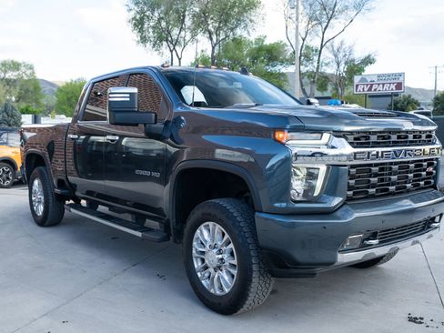 Used 2020 Chevrolet Silverado 2500 High Country w/ Gooseneck/5TH Wheel Package AWD/4WD image 11