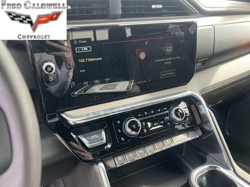 Used 2026 GMC Sierra 2500 Denali w/ Denali Reserve Package image 19