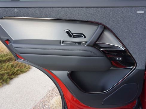 New 2025 Land Rover Range Rover Sport Dynamic SE image 28