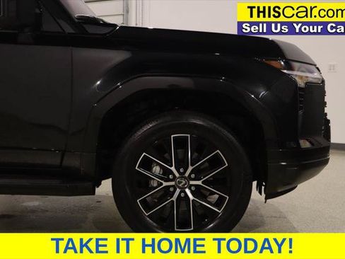 Used 2025 Lexus GX 550 w/ Accessory Package (2T) AWD/4WD image 11