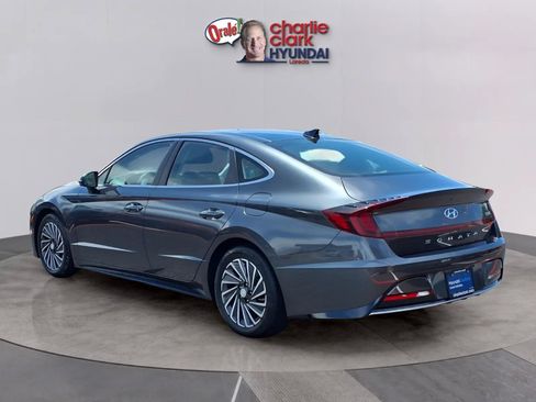 Certified 2023 Hyundai Sonata Limited FWD image 3