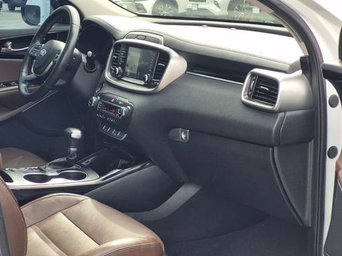 Used 2020 Kia Sorento SX FWD image 25