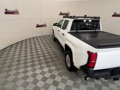 Used 2024 Toyota Tacoma SR image 18