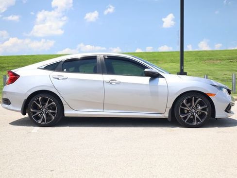 Used 2020 Honda Civic Sport image 3