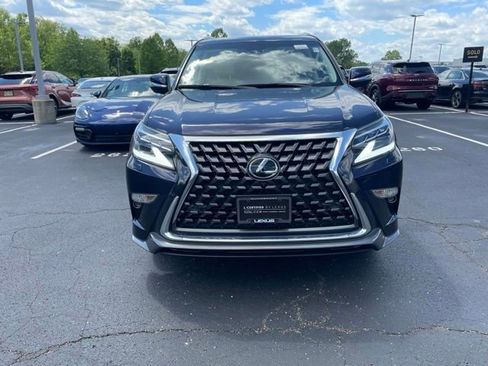 Used 2023 Lexus GX 460 Luxury w/ Sport Design Package AWD/4WD image 2