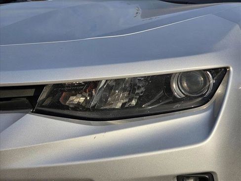 Used 2017 Chevrolet Camaro LT image 8