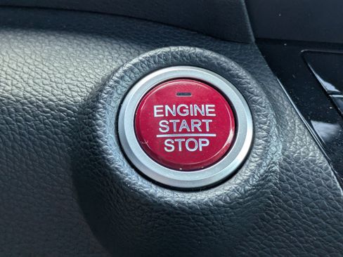 Used 2016 Honda Accord Touring image 29