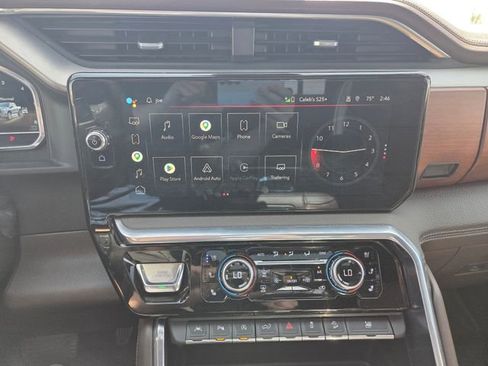Used 2022 GMC Sierra 1500 Denali AWD/4WD image 23
