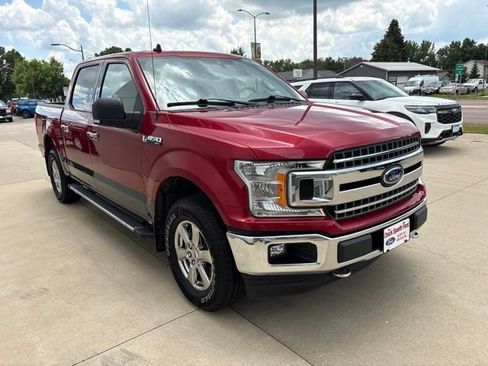 Used 2020 Ford F150 XLT w/ Equipment Group 302A Luxury AWD/4WD image 4