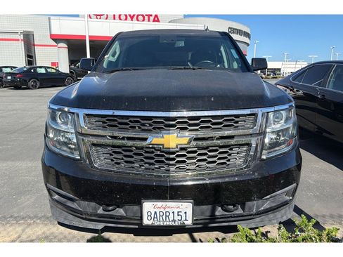 Used 2015 Chevrolet Tahoe LT RWD image 3