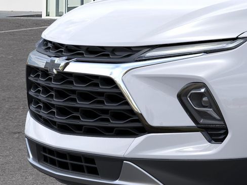 New 2026 Chevrolet Blazer LT AWD/4WD image 38