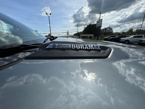 Used 2025 Chevrolet Silverado 3500 LT w/ Safety Package image 13