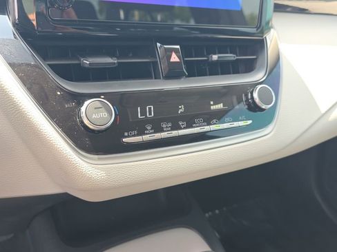 Used 2026 Toyota Corolla LE image 23