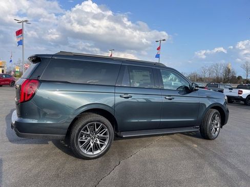 New 2026 Ford Expedition Max Platinum image 13