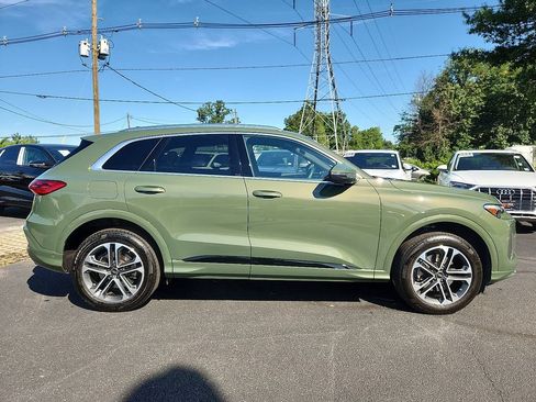 Used 2025 Audi Q5 Premium w/ Premium Plus AWD/4WD image 12