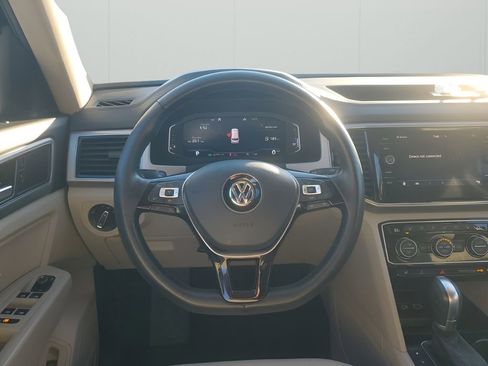Used 2019 Volkswagen Atlas SEL image 24