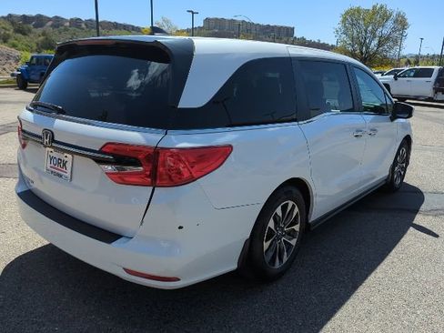 Used 2024 Honda Odyssey EX-L image 4