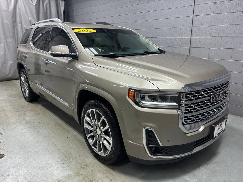 Used 2022 GMC Acadia Denali w/ Denali Ultimate Package AWD/4WD image 5