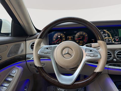 Used 2019 Mercedes-Benz S 560 Sedan image 11