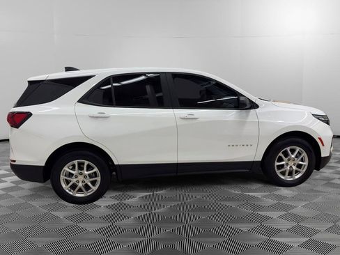 Used 2023 Chevrolet Equinox LS image 8