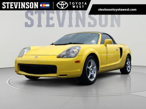 Used 2000 Toyota MR2 RWD image 1