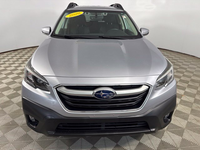 Used 2020 Subaru Outback Premium AWD/4WD image 2