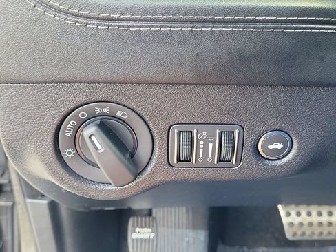 Used 2021 Dodge Charger Scat Pack RWD image 25