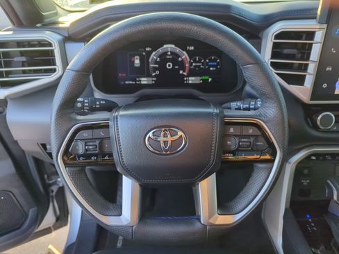 Used 2023 Toyota Sequoia Platinum image 13