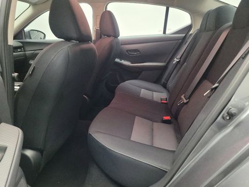 Used 2025 Nissan Sentra SV FWD image 18