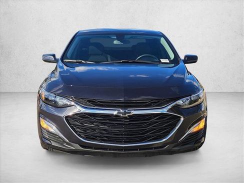 Certified 2022 Chevrolet Malibu RS image 2