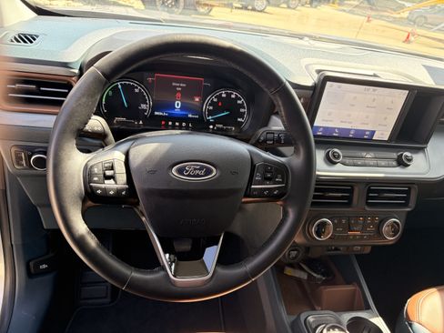 Certified 2024 Ford Maverick Lariat FWD image 15
