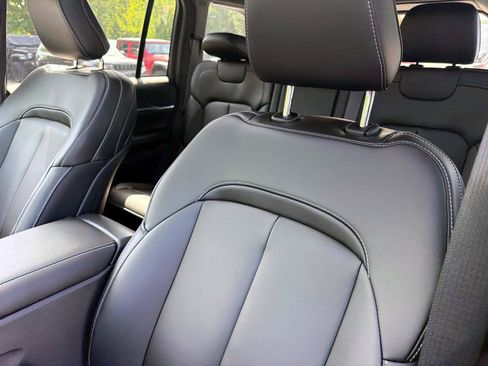 New 2027 Jeep Grand Cherokee Limited AWD/4WD image 9
