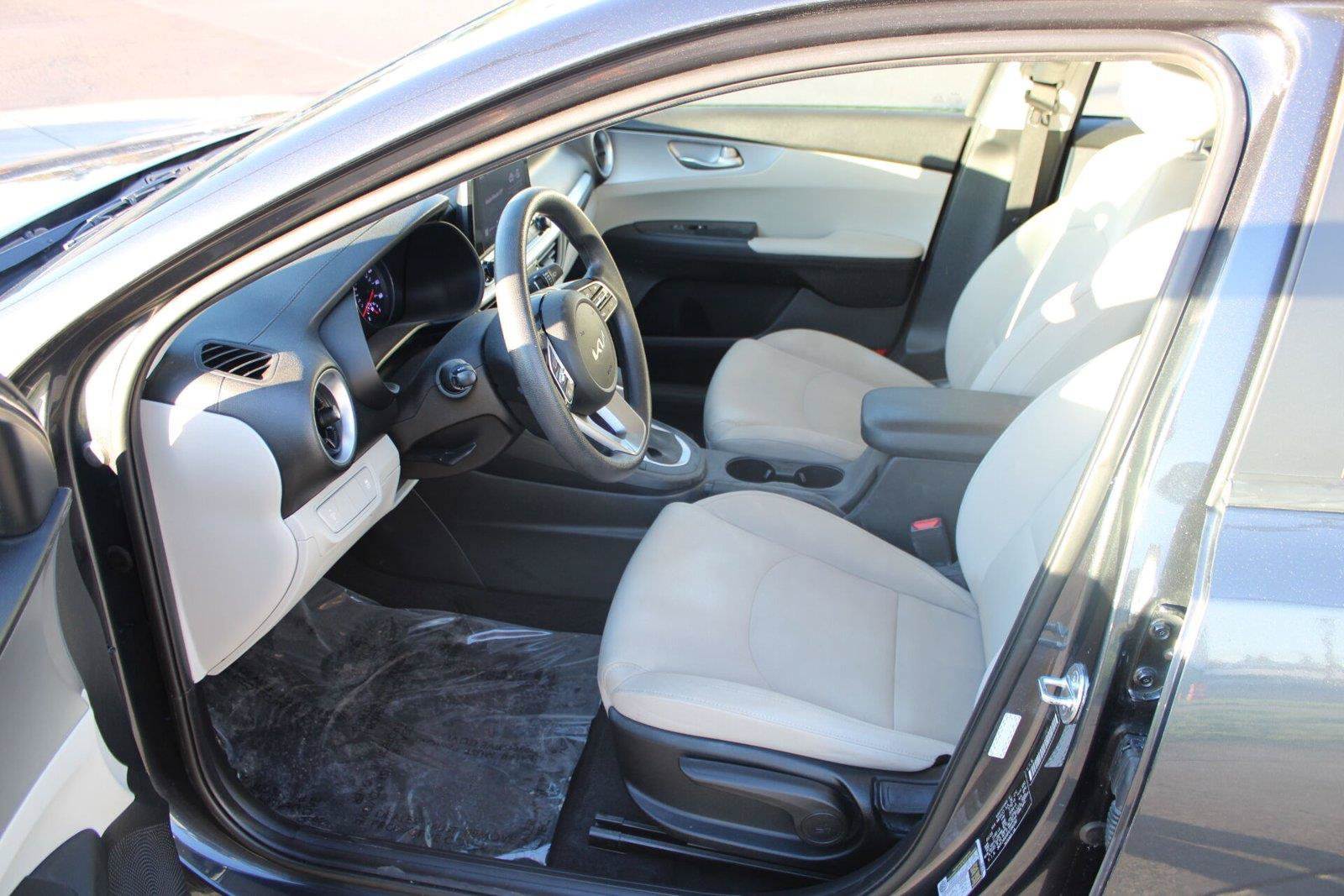 Used 2023 Kia Forte LXS FWD image 20