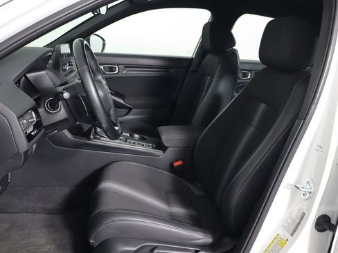 Used 2023 Honda Civic Sport image 14