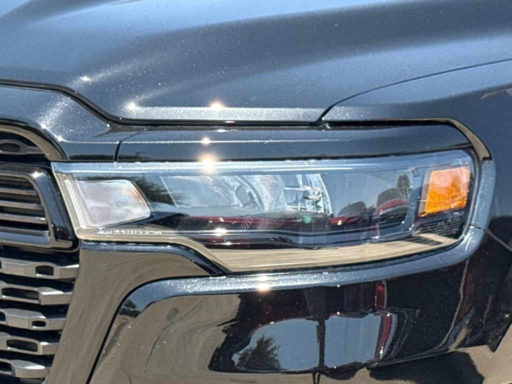 New 2026 RAM 1500 Express RWD image 4